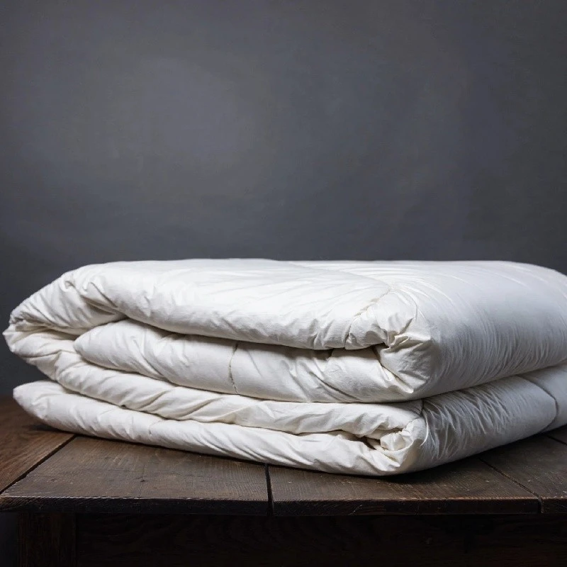 Quilted Polyester Comforter factory Quilted Polyester Comforter factory
